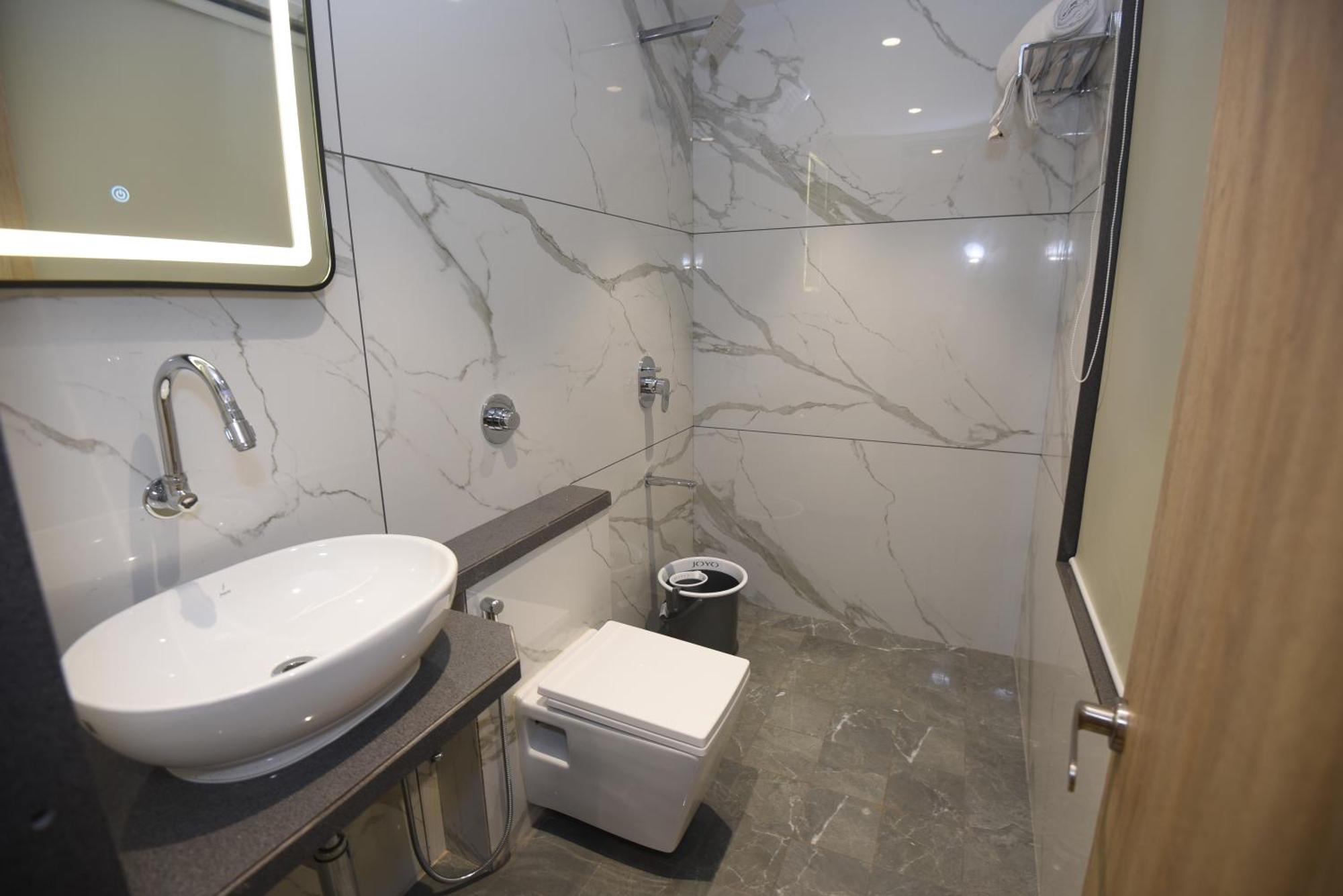 Vishnu Krupa Executive Rooms Virār 外观 照片