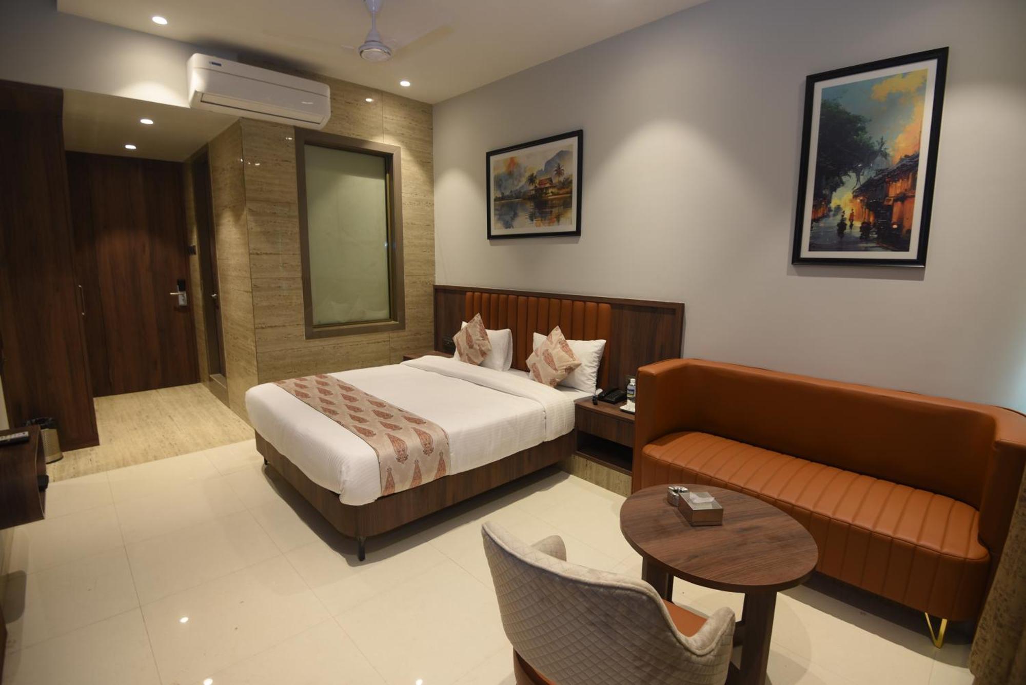 Vishnu Krupa Executive Rooms Virār 外观 照片